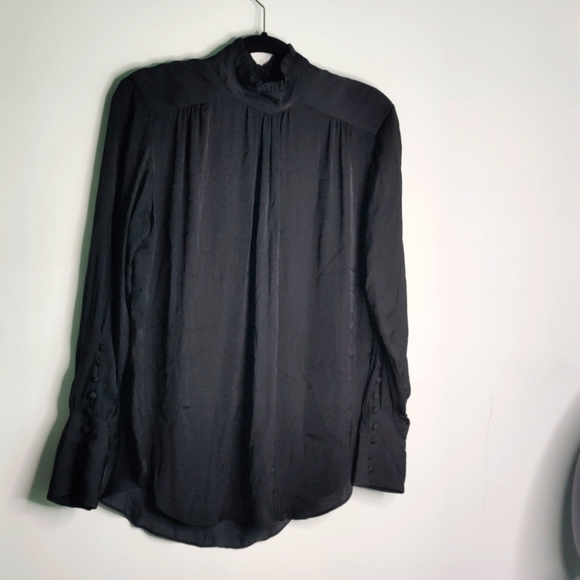 Zara button ruffle turtleneck top - Picture 1 of 12